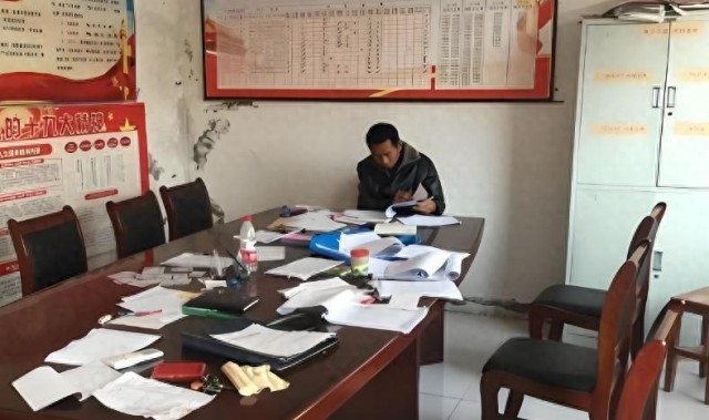 华体会官网APP-村干部要“交差”了！上面下死命令，多数村庄必须拿出创收成绩单