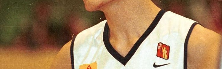 记者：上海将举办俱乐部成立30周年活动 李秋平、姚明出席仪式