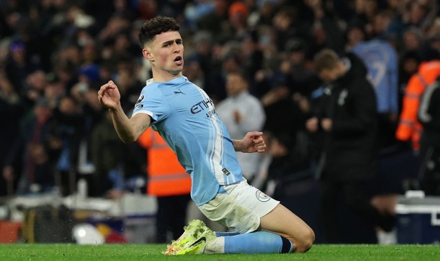 华体会官网-福登在英超对阵曼联已经打进7球，仅次于对阵布莱顿的8球