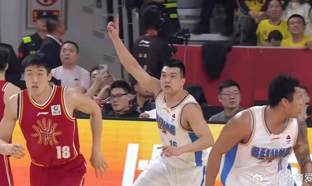 华体会官网下载-广东逆袭冲到第1！焦泊乔重伤！杨鸣刚官宣离队，下家29号迎首秀|男篮|北汽男篮|山西男篮|张才仁|翟晓川_新浪体育_新浪新闻